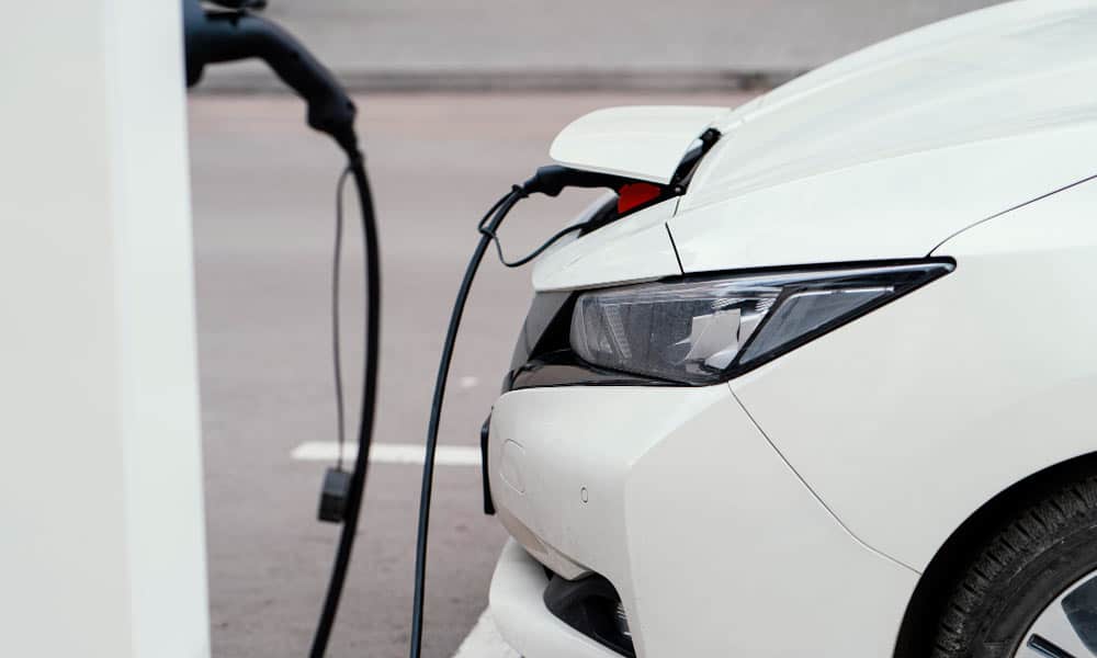 Lee más sobre el artículo ¿Cuánta potencia se necesita para un cargador de coche eléctrico?