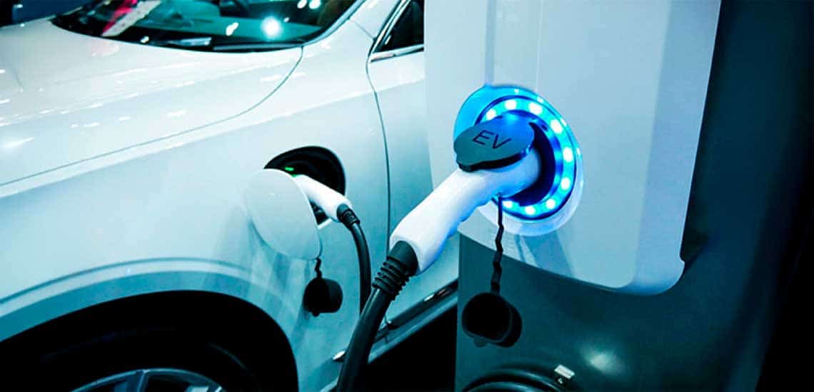 En este momento estás viendo Crecimiento del mercado de vehículos  eléctricos
