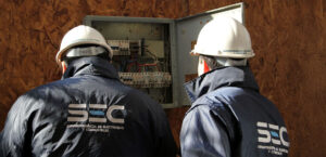 Lee más sobre el artículo Normas y regulaciones para la instalación de cargadores eléctricos en chile  