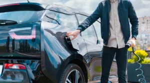 Lee más sobre el artículo ¿Cómo se cargan los autos eléctricos en Perú?